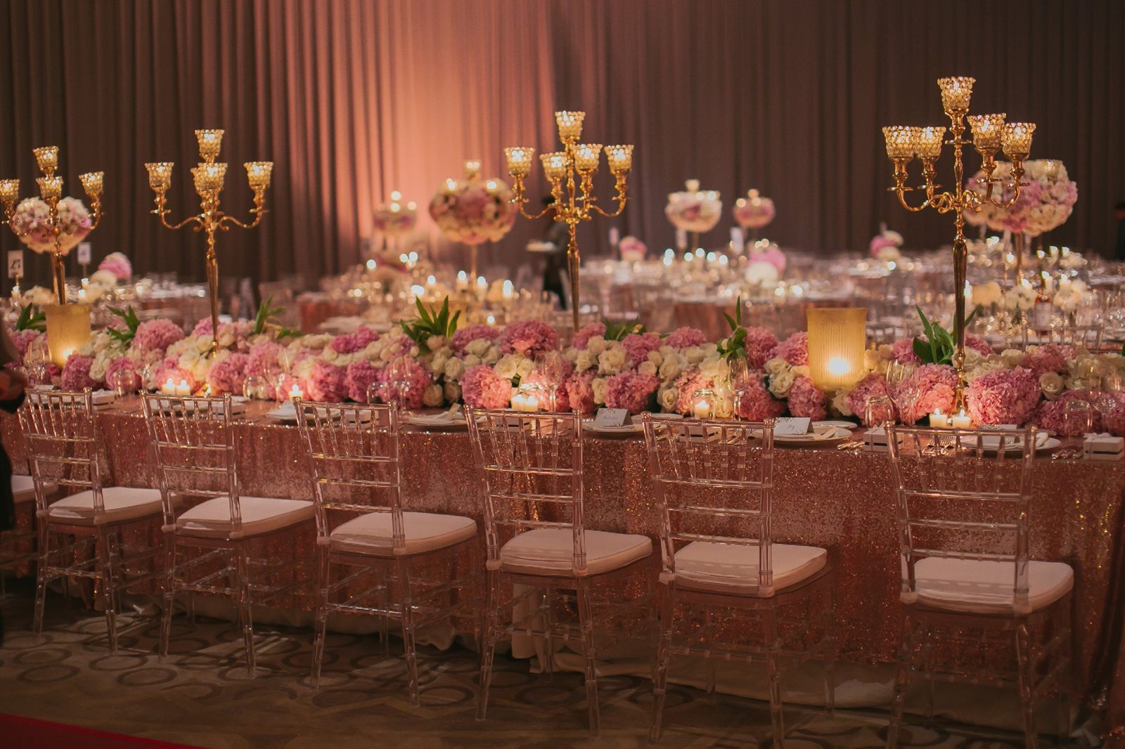 Pink and gold banquet table